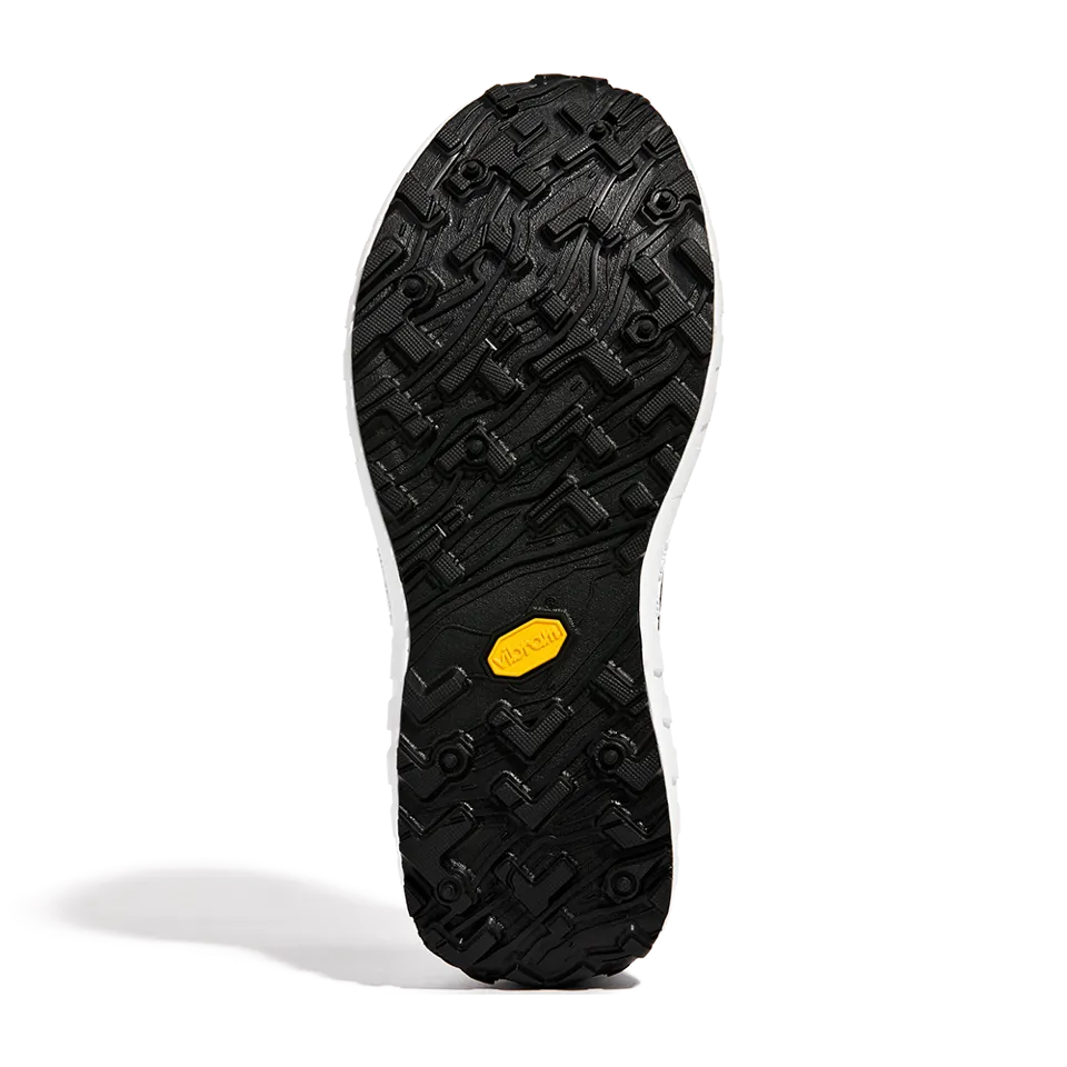 norda Men's norda 001 - Classic Black