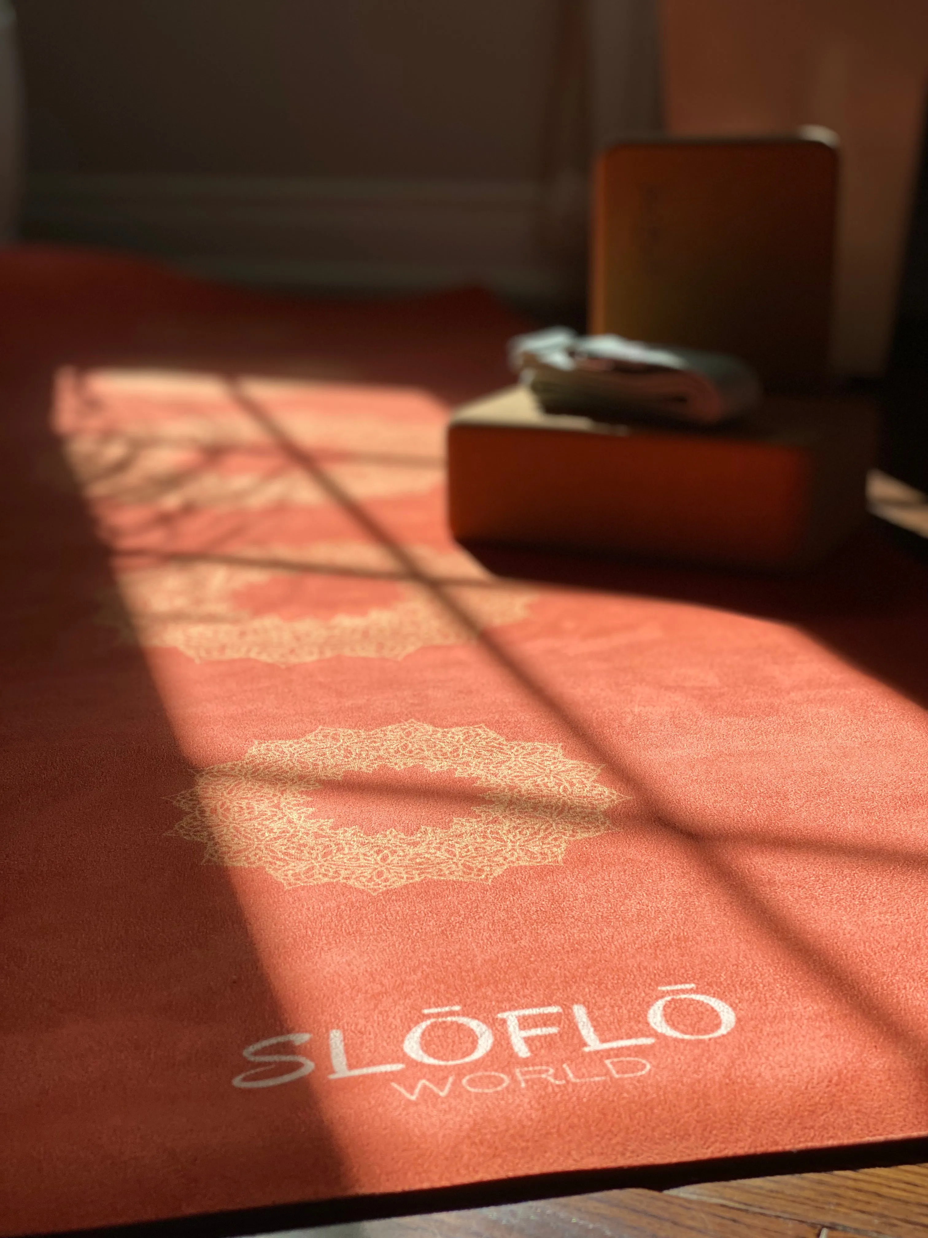 Suede SLOFLO Combination Yoga Mat 4mm Blooms